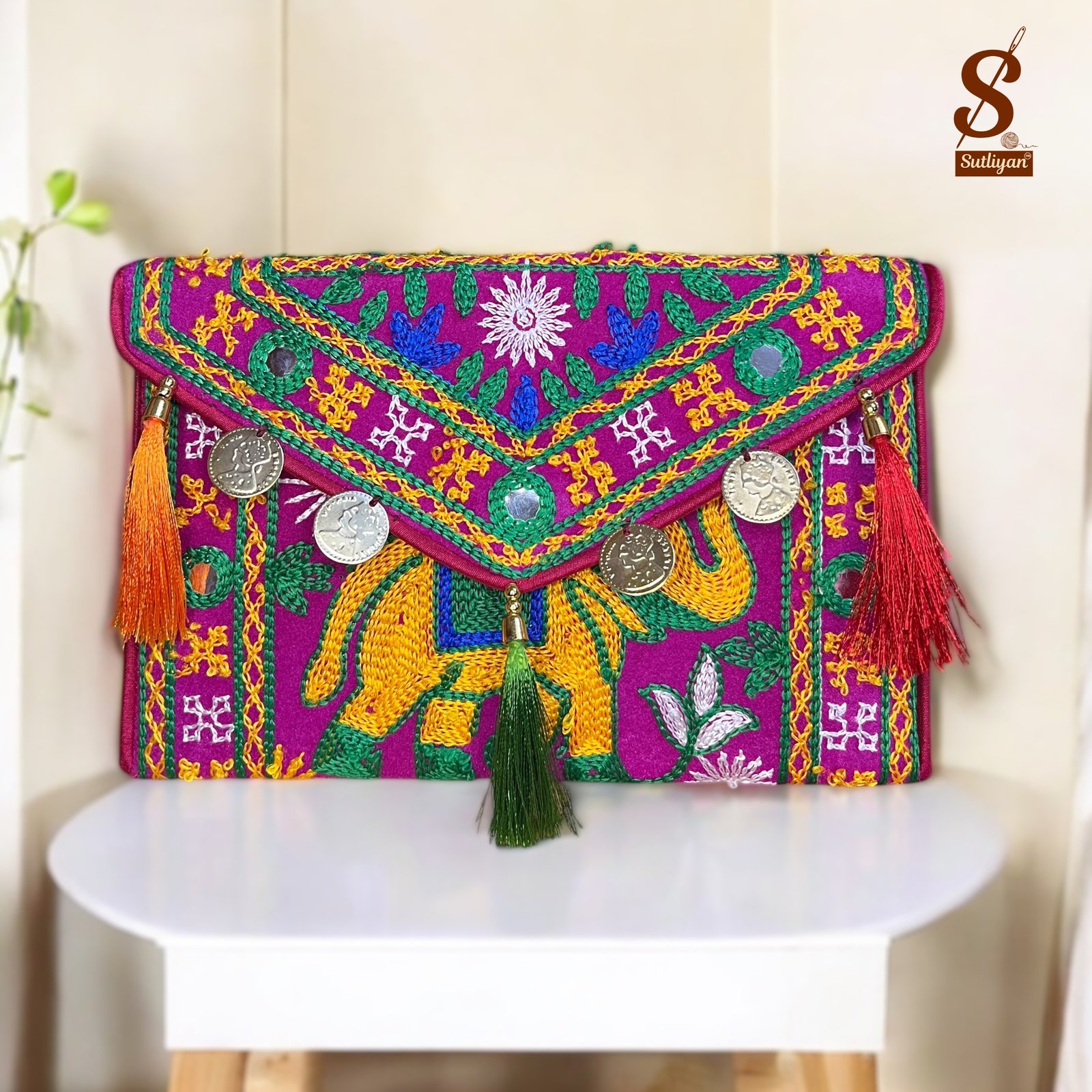 SUTLIYAN Women's Rajasthani Handmade Elephant Embroidery Small Pink Coin Clutch Bag